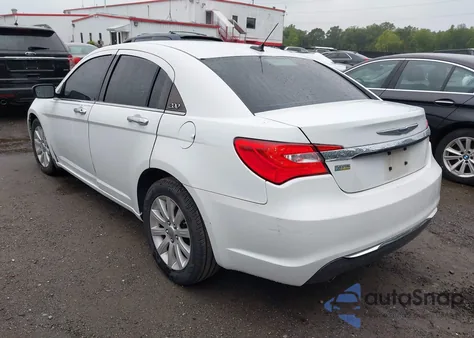 2013 Chrysler 200 Limited из США, поврежденный, VIN 1C3CCBCG0DN528174